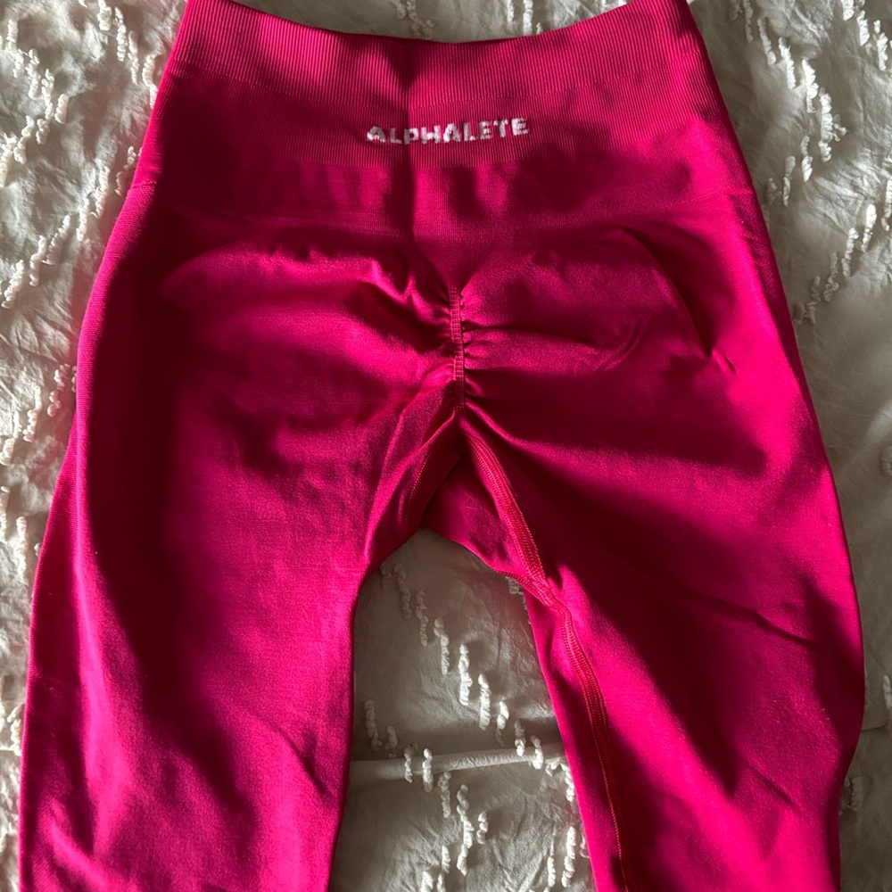 Alphalete Women’s Bottoms in Bright Pink